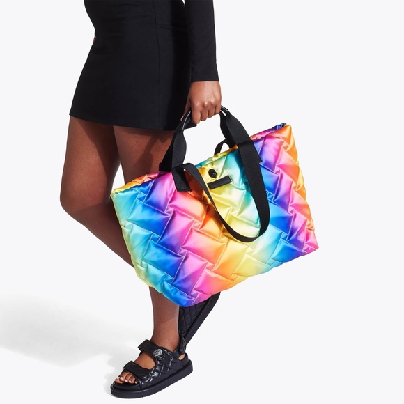Kurt Geiger London Ombre Rainbow Quilted Shopper Bag Open Miscellaneous NWT - Picture 2 of 16